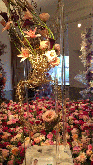 Flower tower spotted at Fleuramour 2016