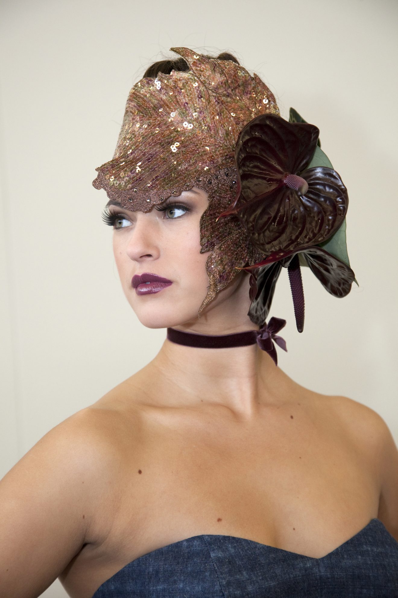 The 10 most original hats with flowers Bloomifique