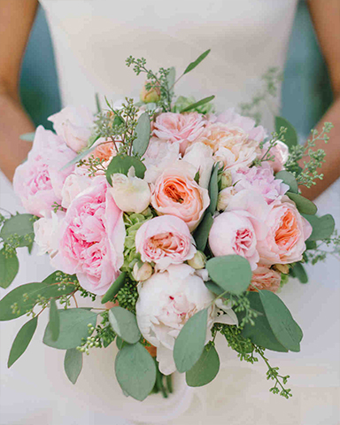 Blushing Spring Bouquet by Julie Stevens Design. Picture: Delbarr Moradi