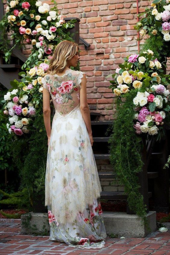 krijgen hebzuchtig blouse De 6 mooiste bloeiende trouwjurken - Bloomifique